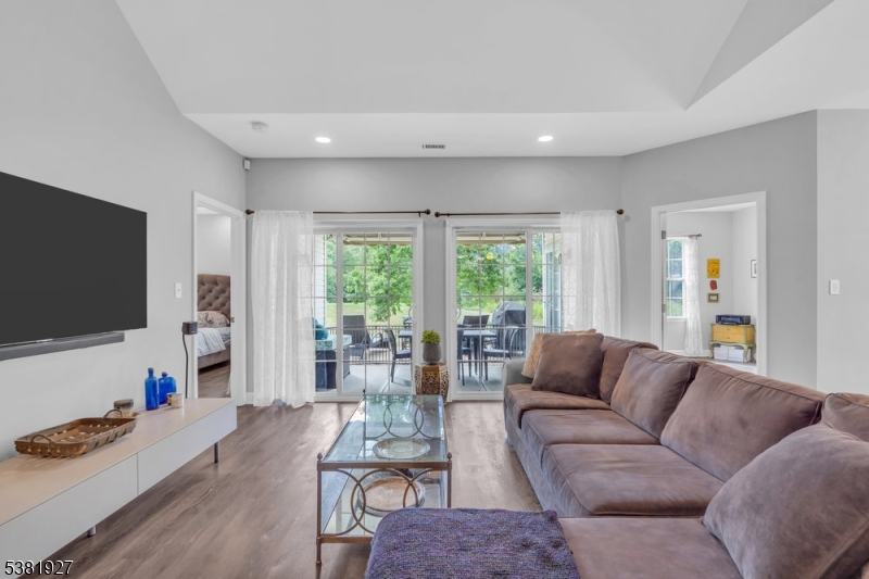 Wellington Manor - Residential