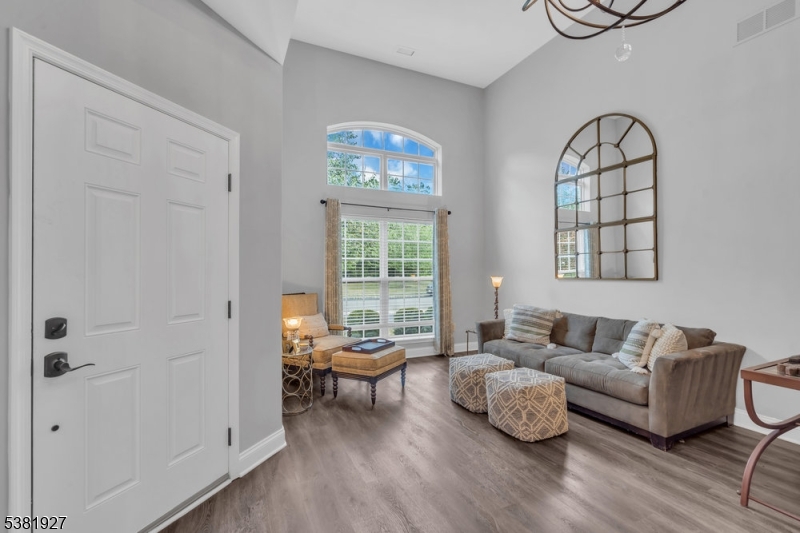 Wellington Manor - Residential