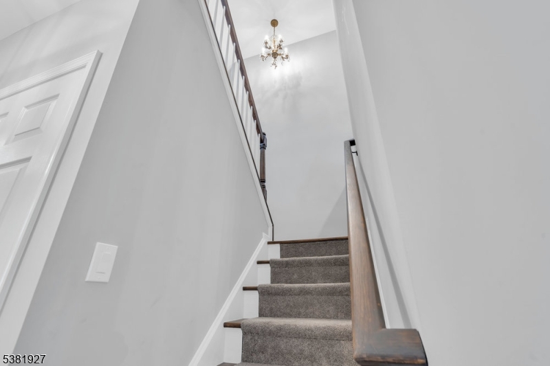 Wellington Manor - Residential