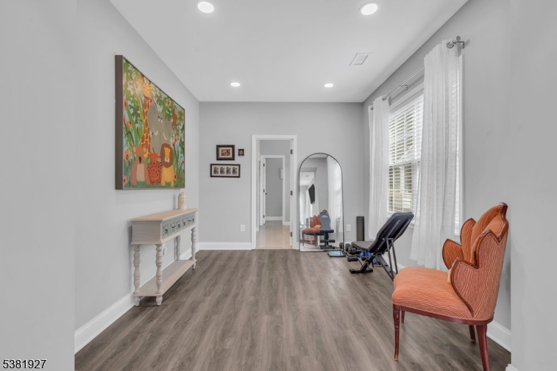 Wellington Manor - Residential