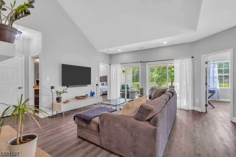 Wellington Manor - Residential