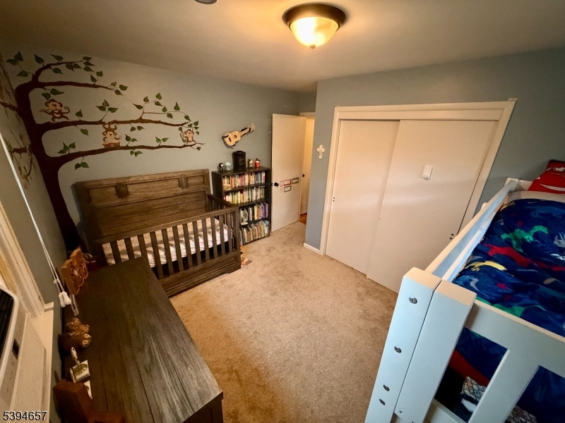 Barry Lakes - Residential