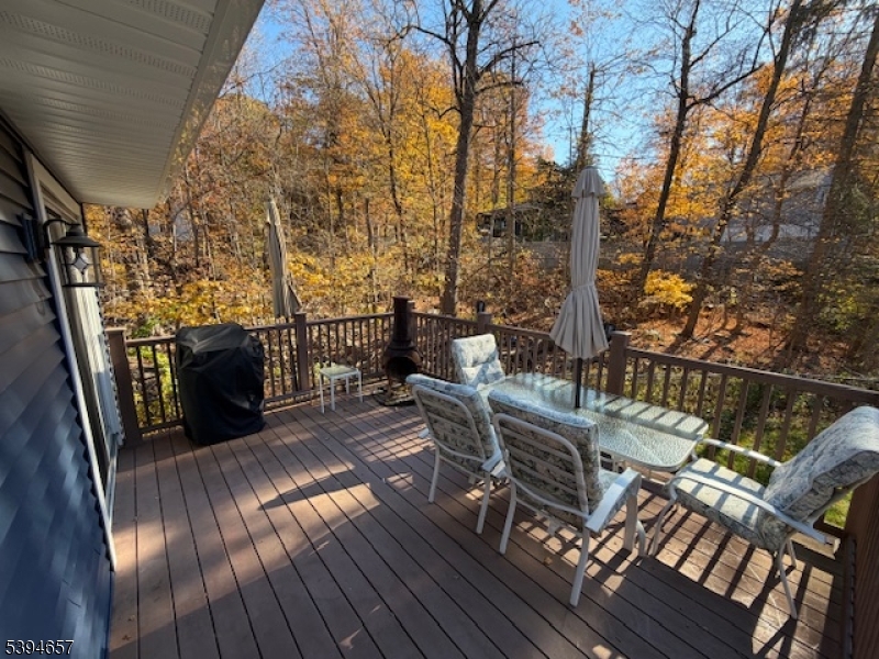 Barry Lakes - Residential