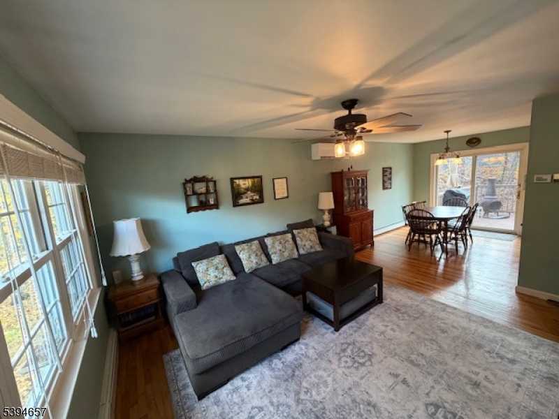 Barry Lakes - Residential