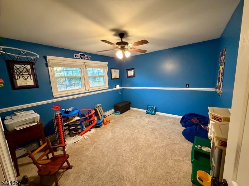 Barry Lakes - Residential