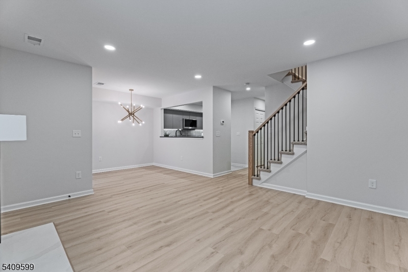 Crestmont Highlands - Residential