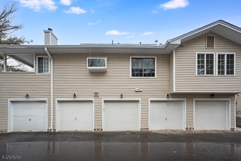 Crestmont Highlands - Residential