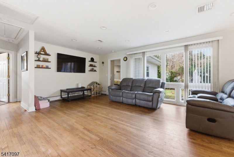 White Meadow Lake - Residential