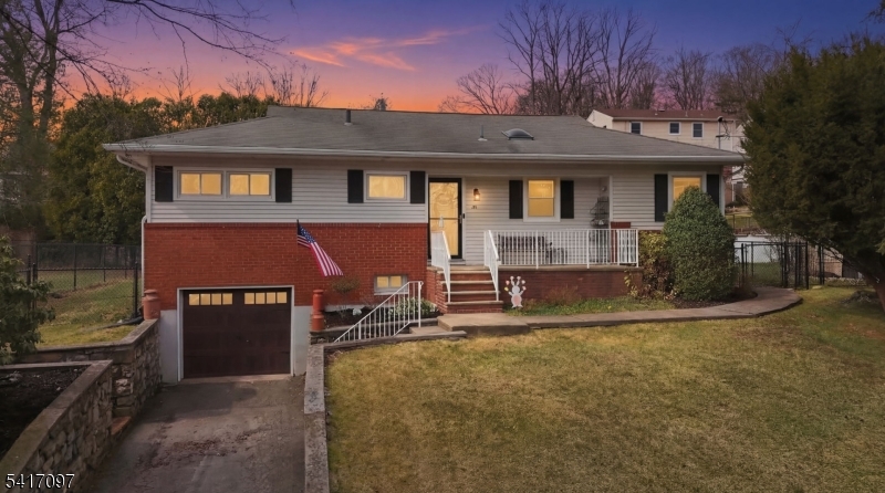 White Meadow Lake - Residential