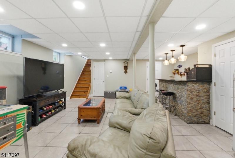 White Meadow Lake - Residential