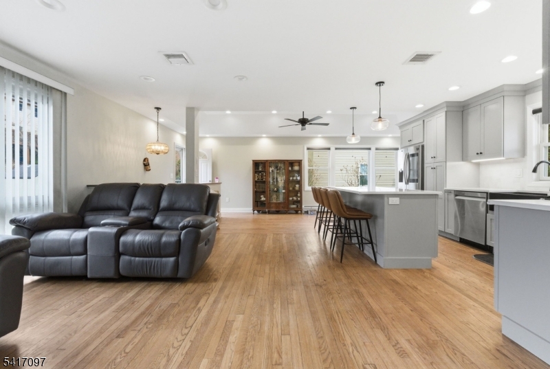 White Meadow Lake - Residential