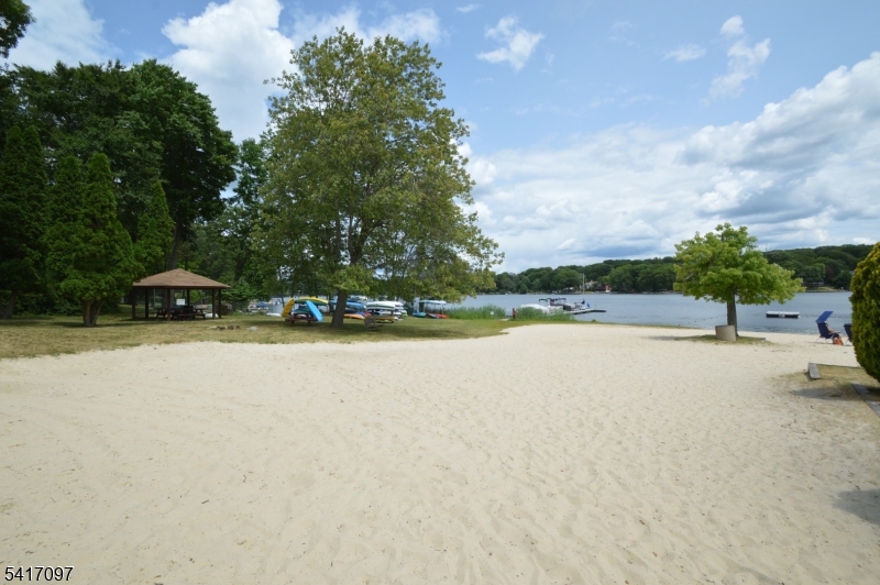 White Meadow Lake - Residential