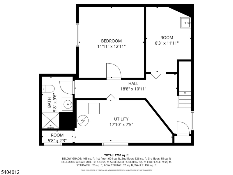 Main image without alt text