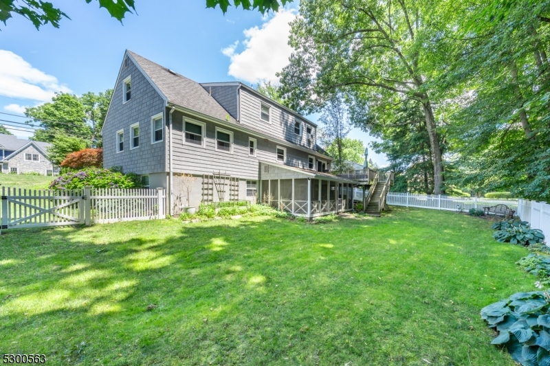 Washington HQ - Residential