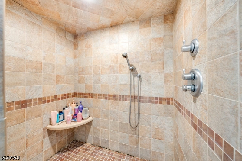 Washington HQ - Residential