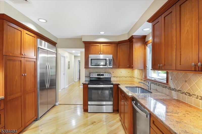 High Crest Lake - Residential