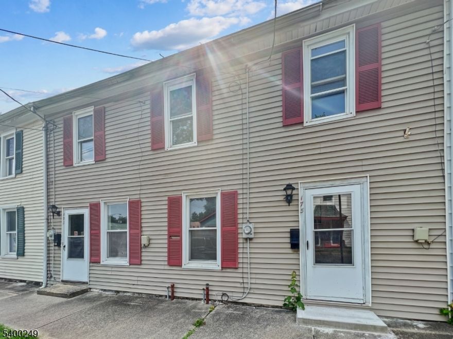Wow! Beautiful neutral wall colors complimented by contrasting white trim seamlessly blend with the laminate flooring in this open floorplan that youmust see! The first floor is comprised of a Living Room, Dining Room and Kitchen. Plus access to the rear covered deck! The kitchen has been recently installedwith white shaker cabinetry, a stainless steel stove (Installed July 2023) and contrasting countertops. The laundry hook-up is also located on the first floor! Thesecond floor is two bedrooms which are walk-thru style and the attic has a finished room perfect for storage. This home is located in downtown Belvidere and isjust a short walk to local stores and eateries. Pets will be considered. Laundry Hook-Up on first floor, washer/dryer not provided.