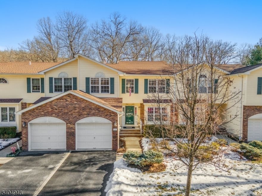 Welcome to this stunning townhouse featuring 3 bedrooms, 2.5 baths, and a 1-car attached garage. The home boasts a bright, open-concept layout filled with natural light, ideal for both everyday living and entertaining. The main level offers a seamless flow between the living and dining areas and the kitchen, complete with a charming breakfast nook?perfect for morning coffee or casual meals. A versatile den/office on the main level provides the ideal space for remote work, study, or a cozy retreat.Upstairs, the spacious primary suite serves as a private retreat with an en-suite bath and generous closet space. Two additional well-sized bedrooms and a full bath offer flexibility for guests or additional living needs. Conveniently located near shopping, dining, and major commuter routes, this home delivers modern comfort, functionality, and low-maintenance living.