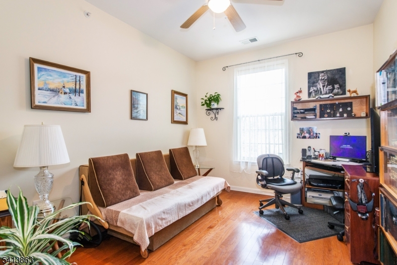 Four Seasons at Great Notch - Residential