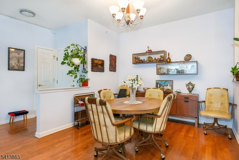 Four Seasons at Great Notch - Residential