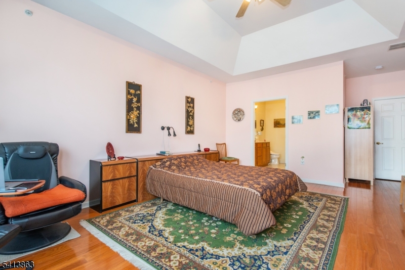 Four Seasons at Great Notch - Residential