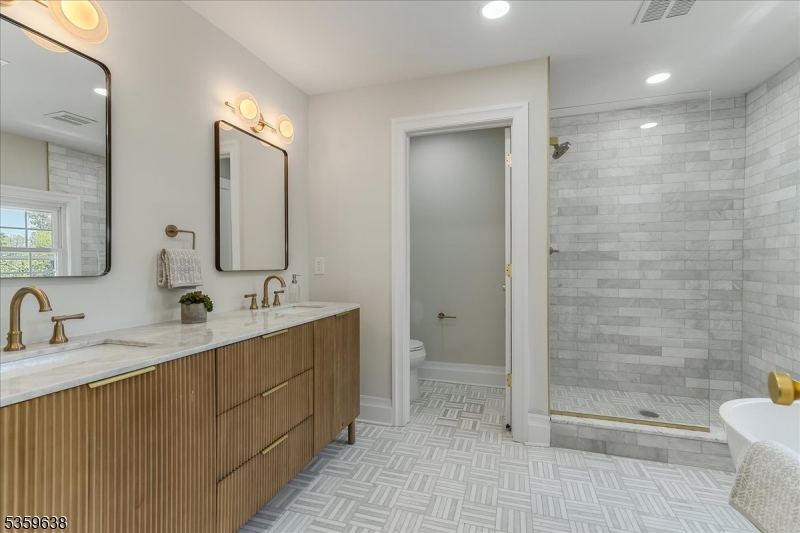 Upper Montclair - Residential