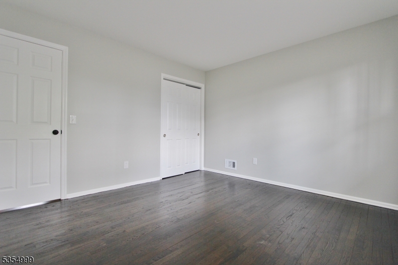 South Plainfield Boro, New Jersey 07080, United States, 2 Bedrooms Bedrooms, ,1 BathroomBathrooms,Residential,Active,165476