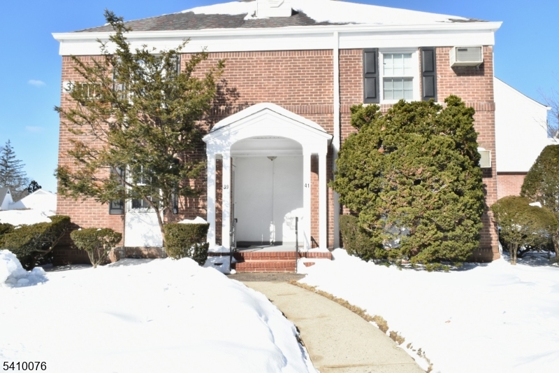 Elmwood Cooperative - Residential