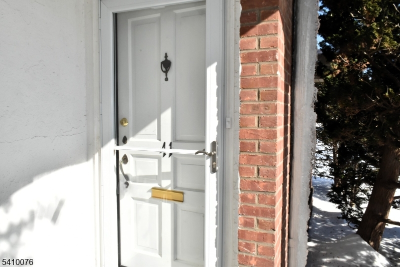 Elmwood Cooperative - Residential