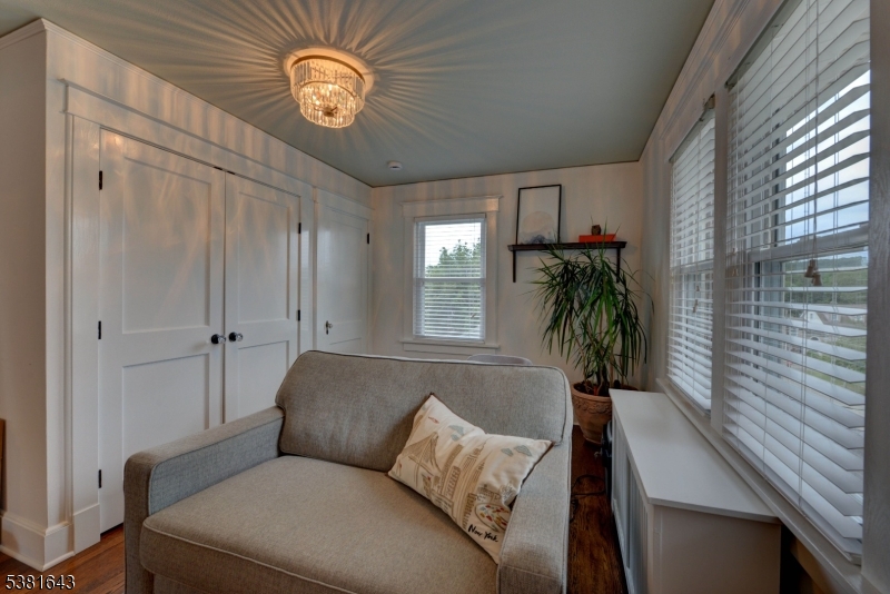 PARK SECTION - Residential