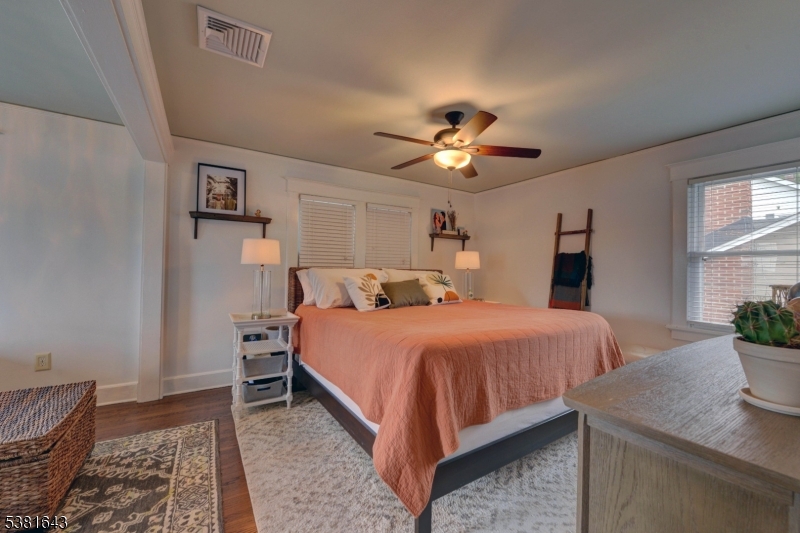 PARK SECTION - Residential