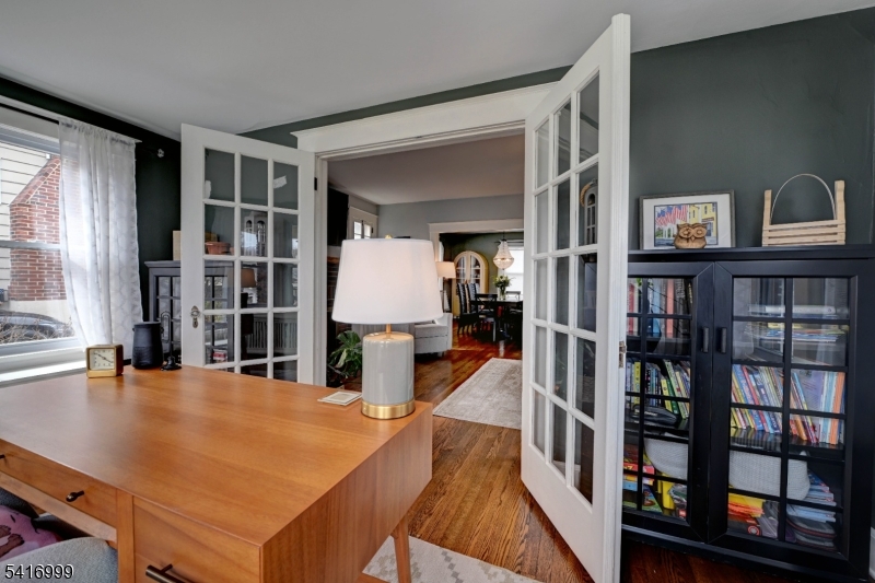 PARK SECTION - Residential