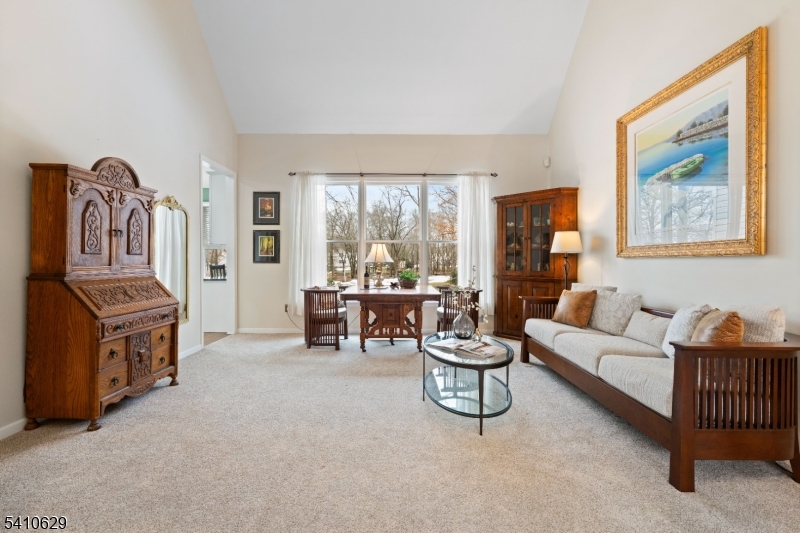 Montogmery Est II - Residential