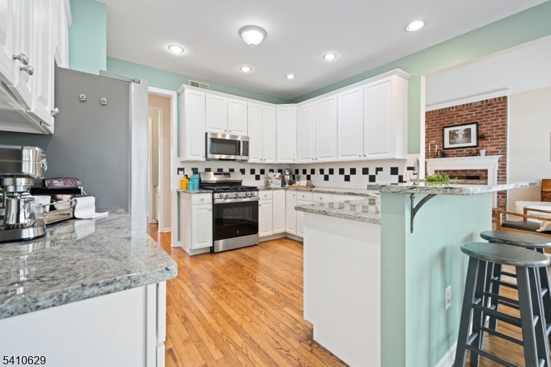 Montogmery Est II - Residential