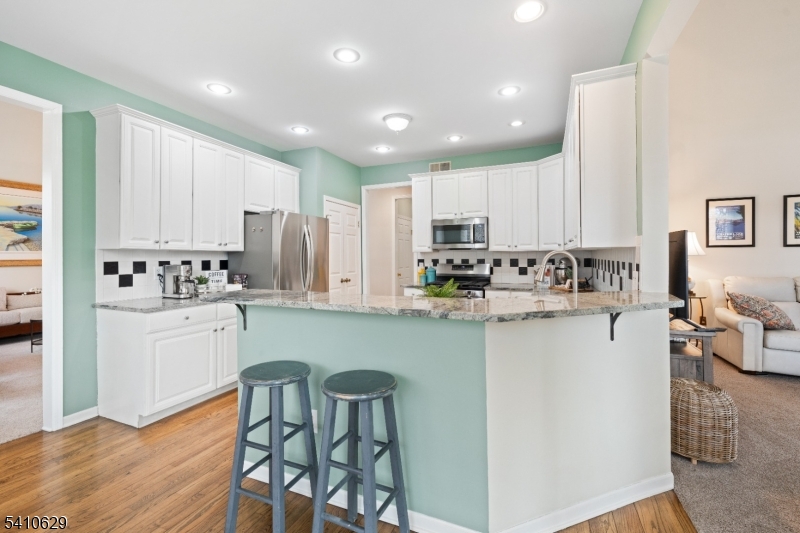 Montogmery Est II - Residential