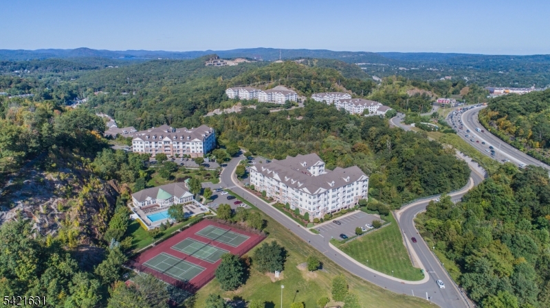 The Grande at Riverdale - Residential