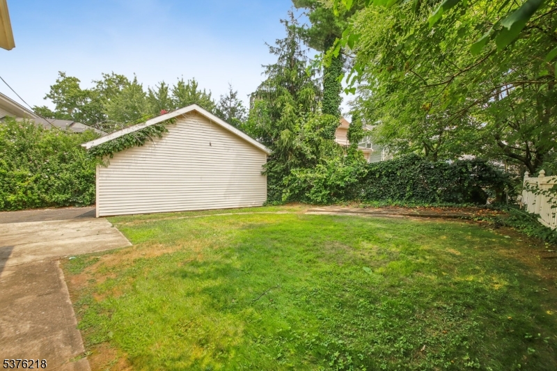 College Hill - Residential Income