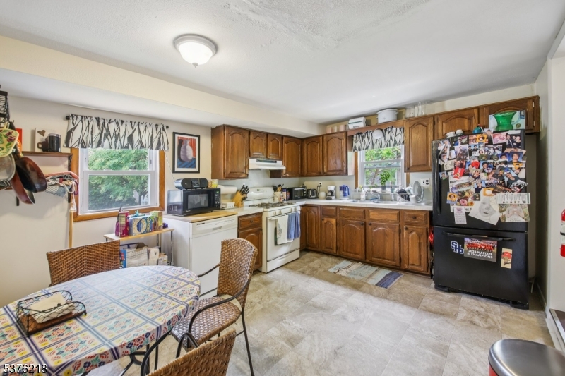 College Hill - Residential Income