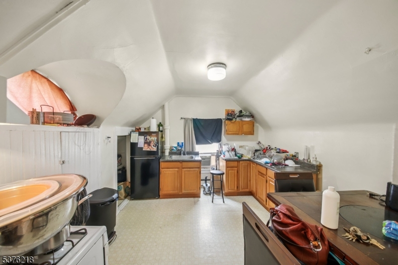 College Hill - Residential Income