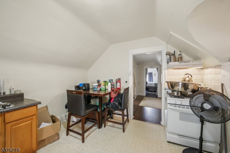 College Hill - Residential Income