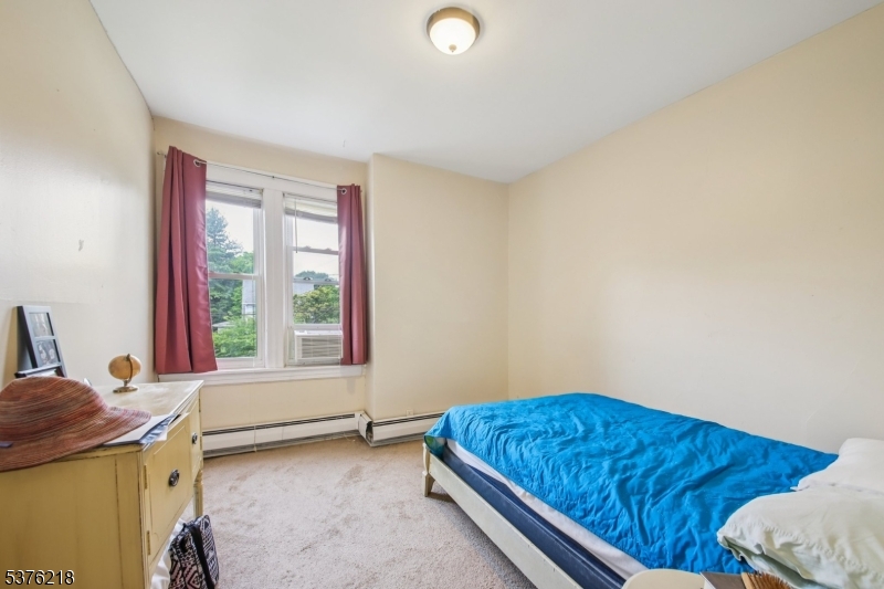 College Hill - Residential Income