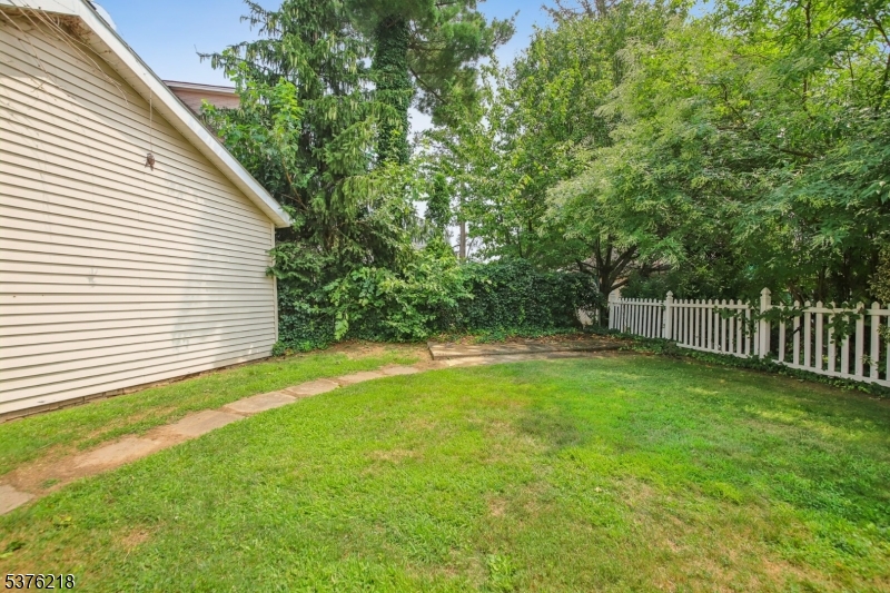 College Hill - Residential Income