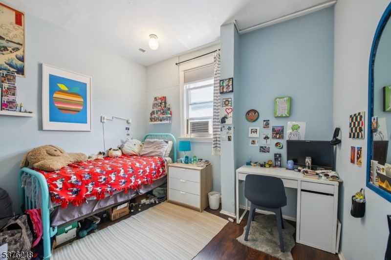 College Hill - Residential Income