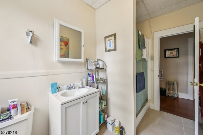 College Hill - Residential Income