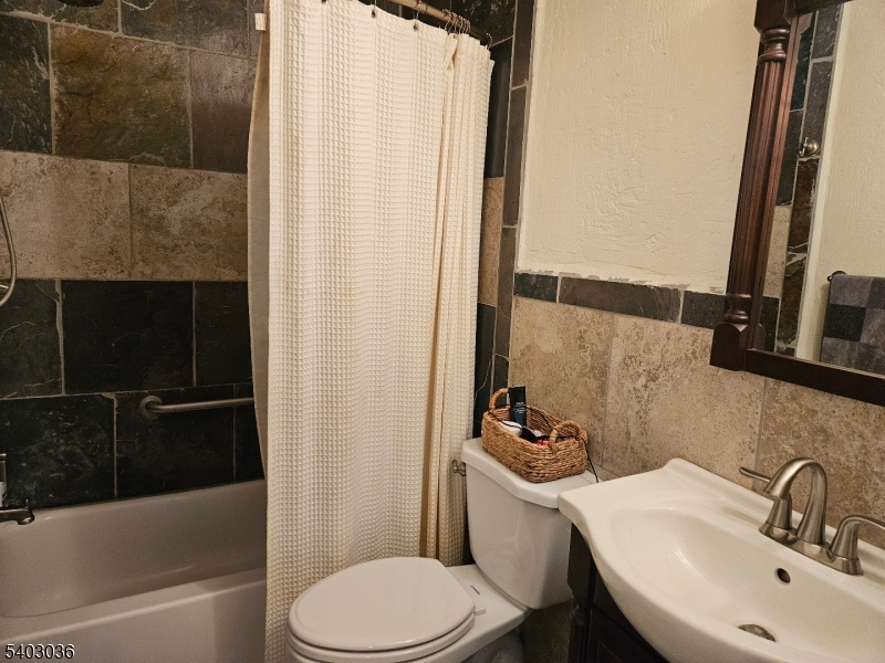 Seasons Glen - Residential