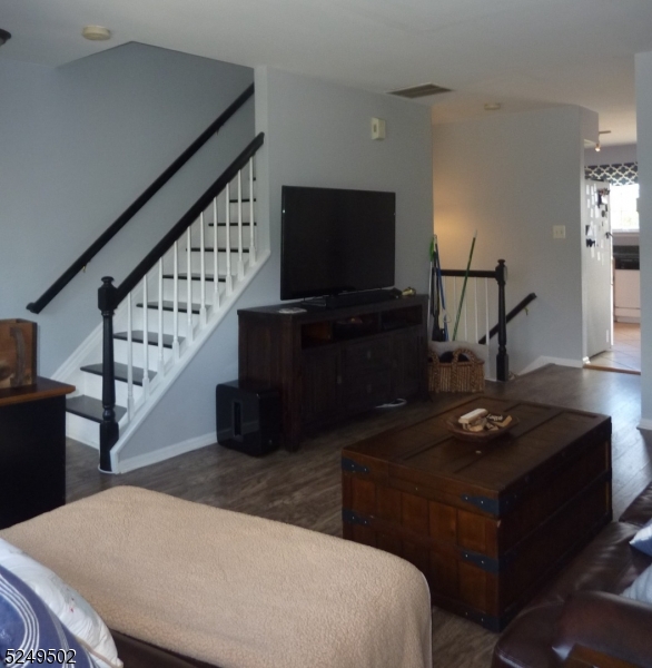 Oak Hill - Residential Lease