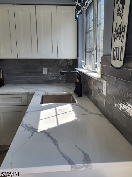 Oak Hill - Residential Lease