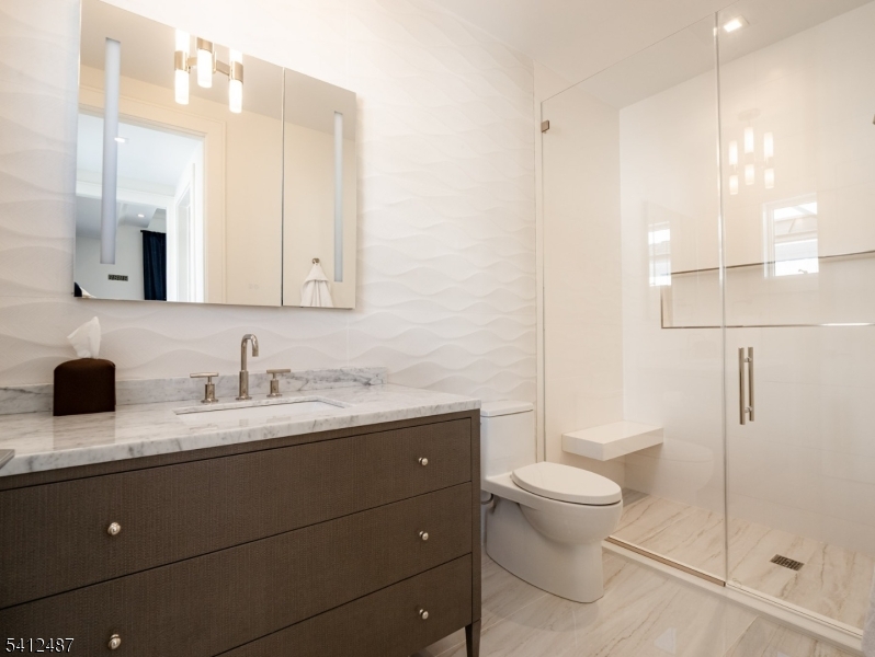 Upper Grande Rockleigh - Residential