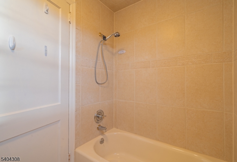 Colonial Gardens - Residential