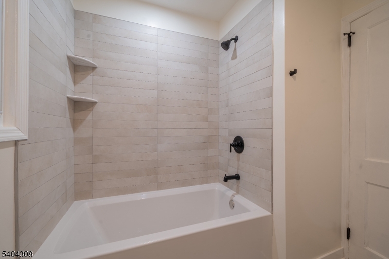 Colonial Gardens - Residential